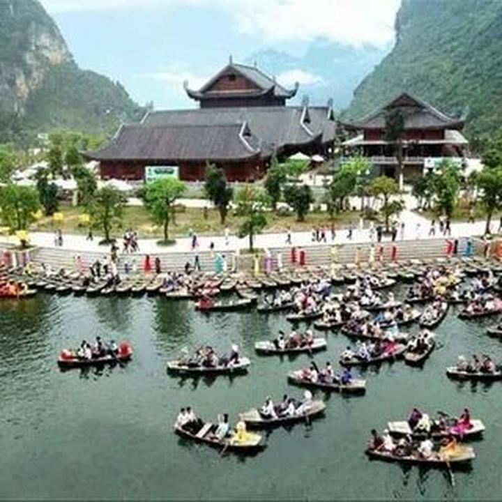Từ